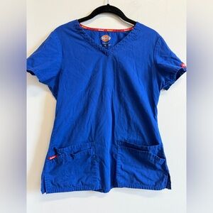 Dickies Women's Royal Blue Scrub Top Small S/Chef V Neck Medical Nurse
